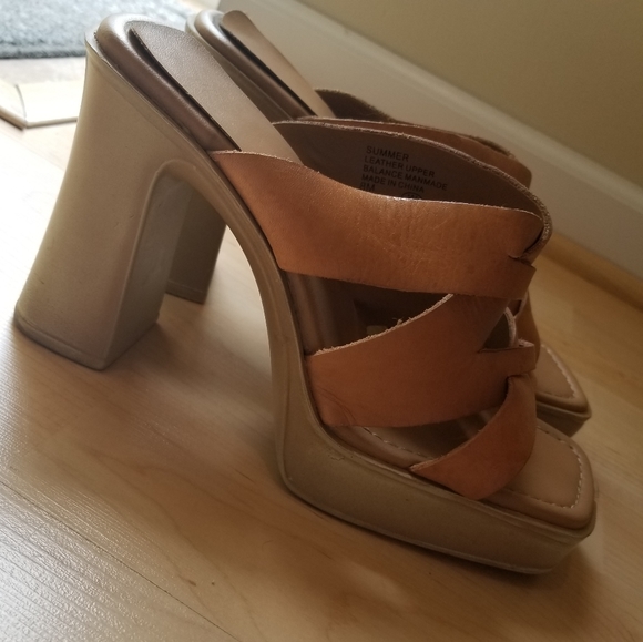 Sz 8 Block Heel Slip on Sandal - Picture 10 of 11